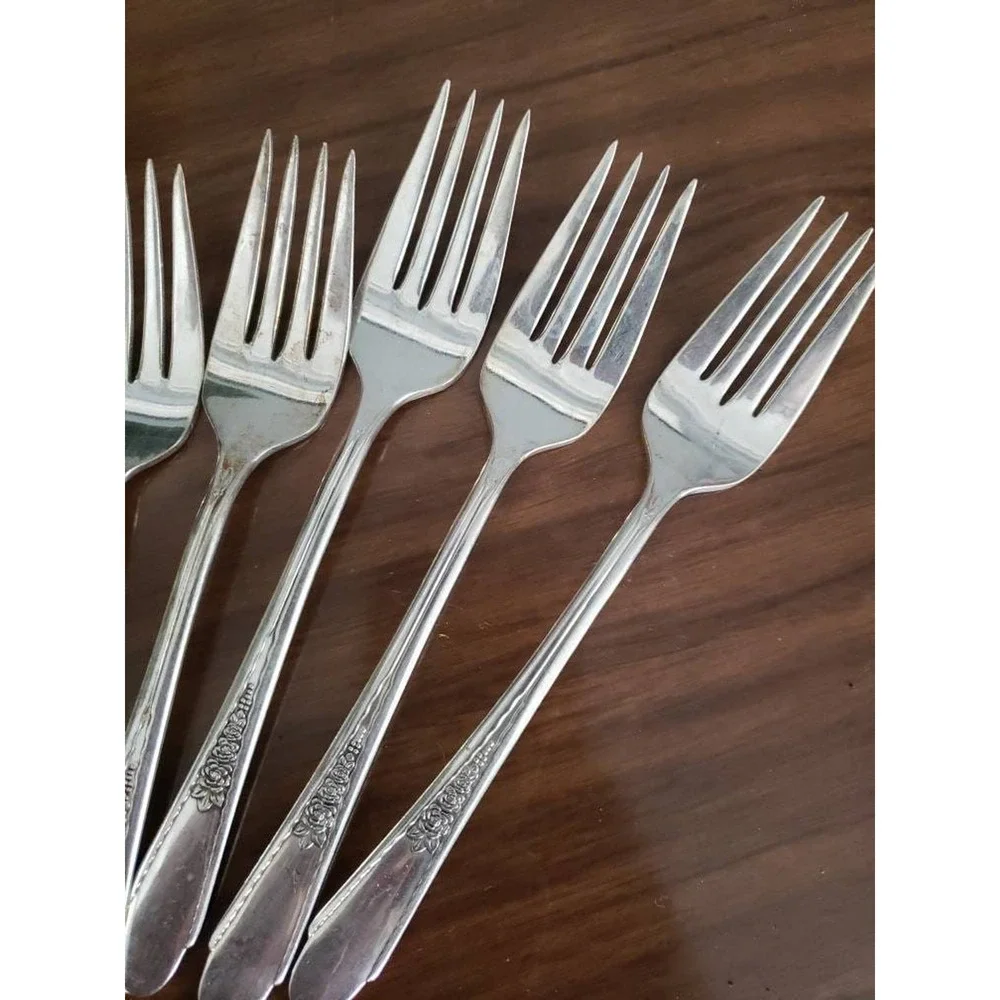 Vintage Six (6) Salad Fork WM Rogers &‎ Son Gardenia Silverplate rose Individual